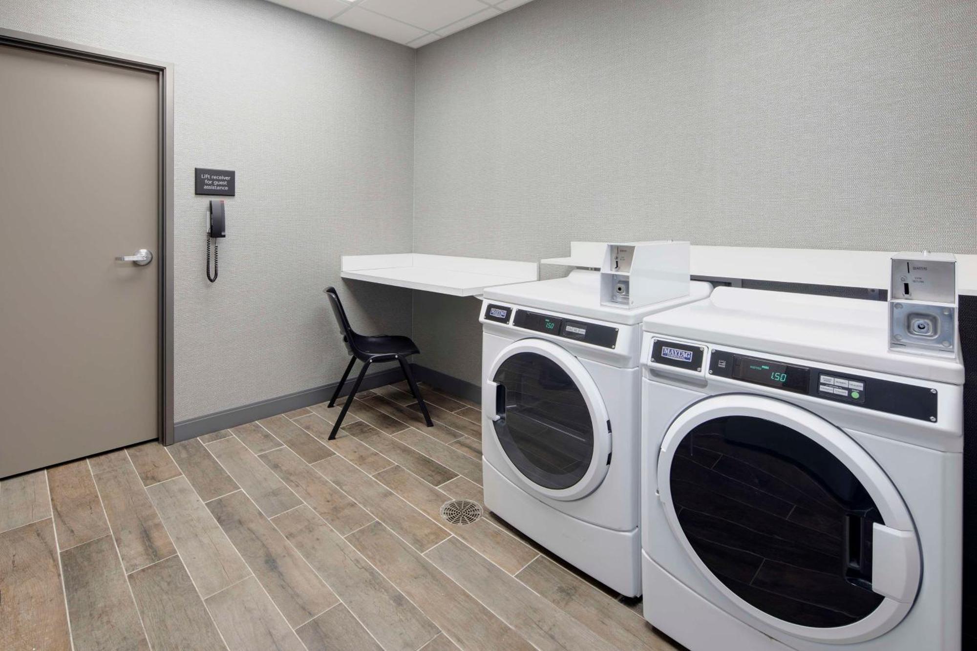 Hampton Inn & Suites D'Iberville Biloxi Bagian luar foto